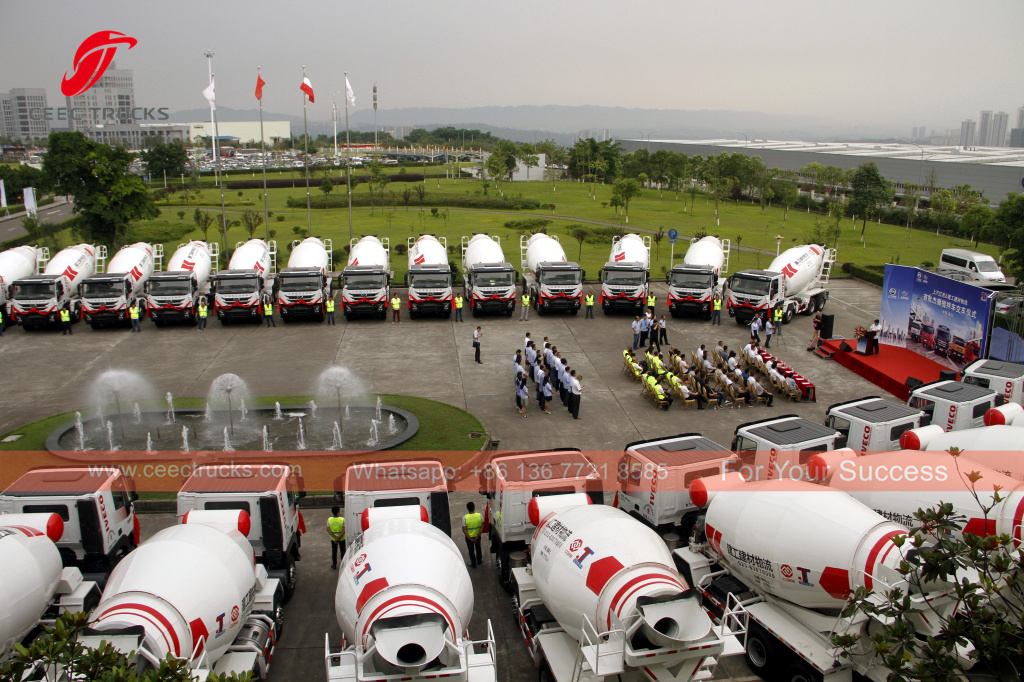 SINOTRUK HOWO Fuel Diesel Oil Delivery Tanker Trucks case