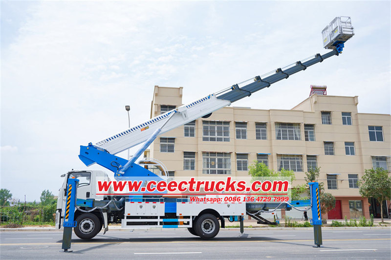 ISUZU FTR 45m boom lift truck for sale