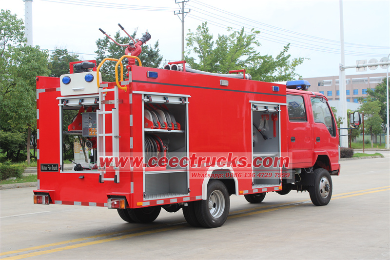 Isuzu fire engine tanker pumper truck