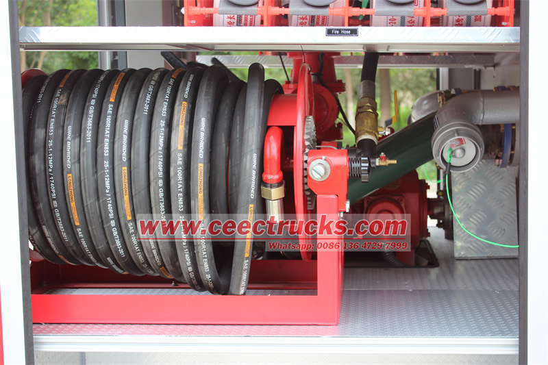 Isuzu 4x4 fire department truck with hose reel