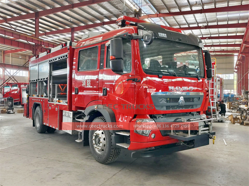 Howo 4x2 emergency lighting fire truck