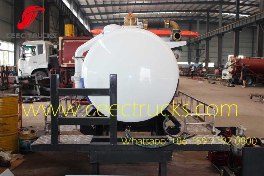 Export model 2000 liters vacuum suction superstructure