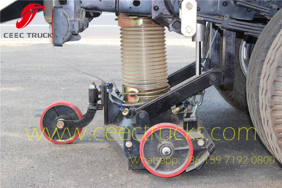 Road sweeper kit rear suction plate running wheel