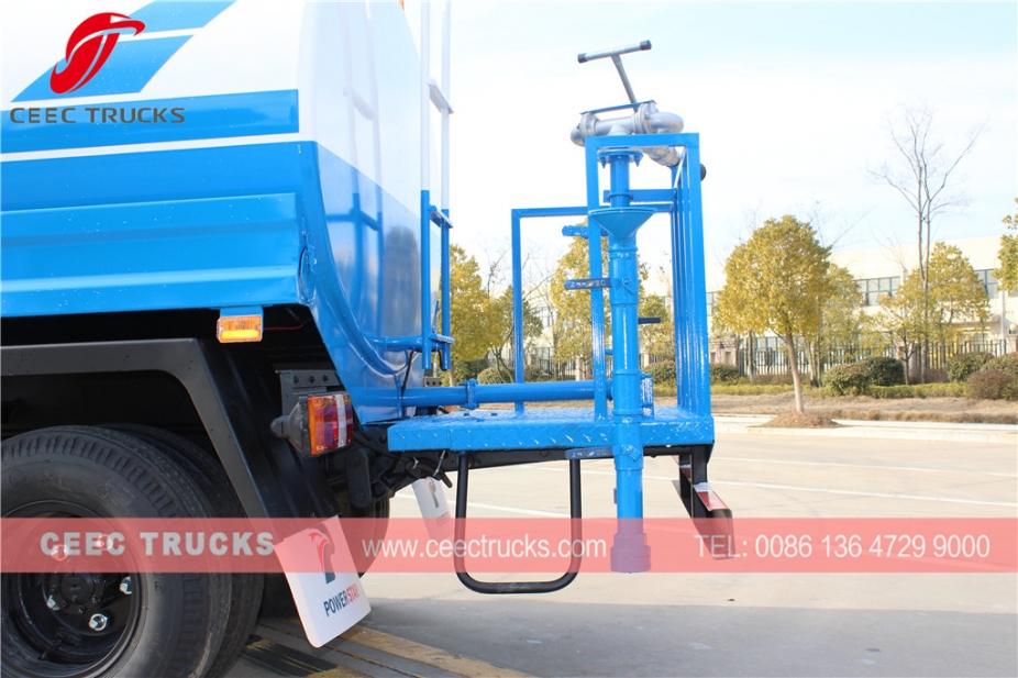 CEEC Hot Sale 5CBM Water Tanker Truck Low Price