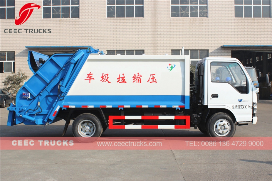 ISUZU 5000L refuse compressed vehicle