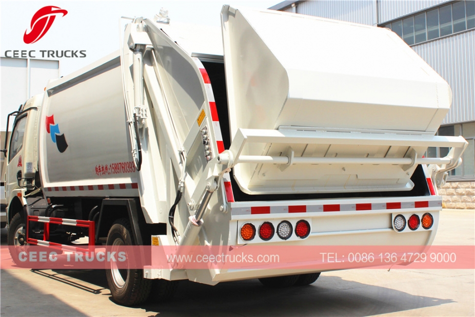 Famous DongFeng 8 CBM waste compactor truck