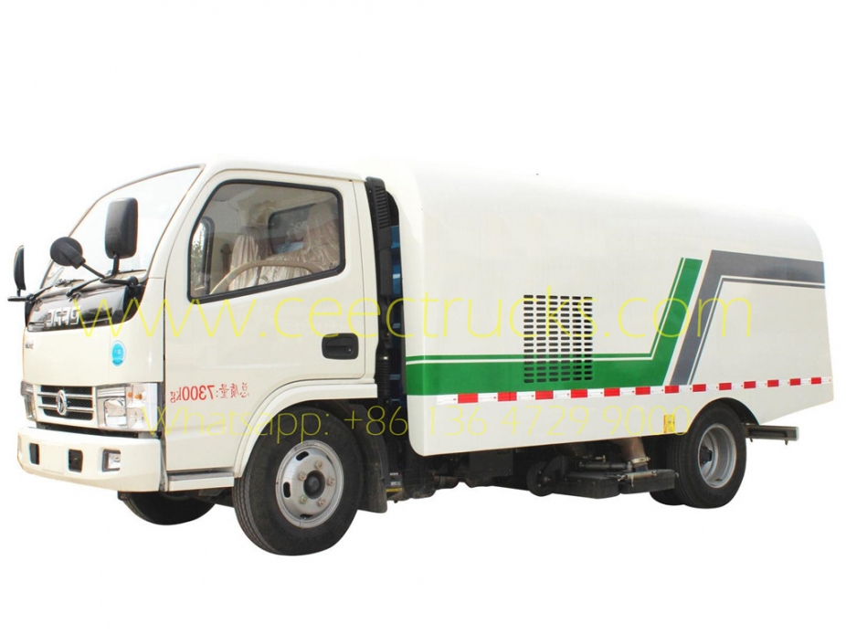 Camion spazzatrice stradale aspirante Dongfeng 5000L