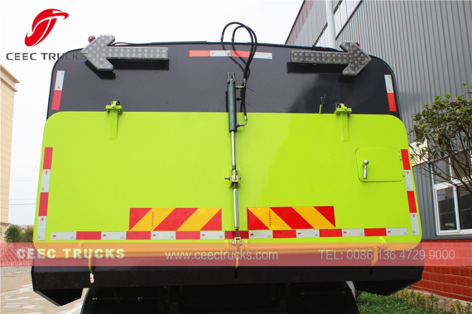 Veicolo spazzatrice stradale Dongfeng da 12.000 litri