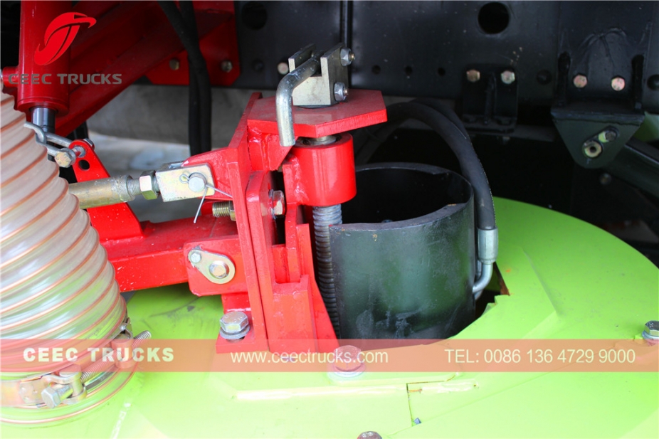 Veicolo spazzatrice stradale Dongfeng da 12.000 litri