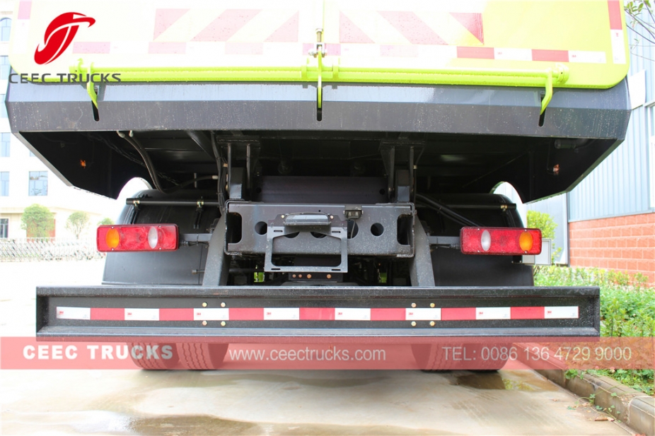 Veicolo spazzatrice stradale Dongfeng da 12.000 litri