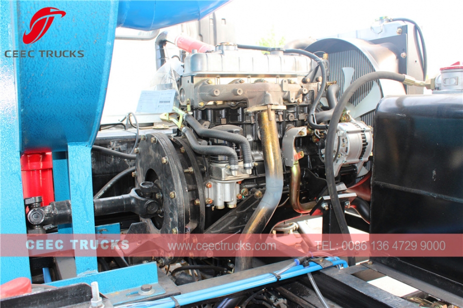 Camion spazzatrice stradale Dongfeng da 10.000 litri