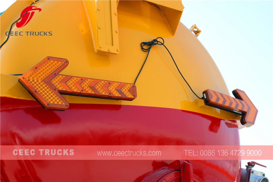 Svuotapozzetto Dongfeng da 10.000 litri