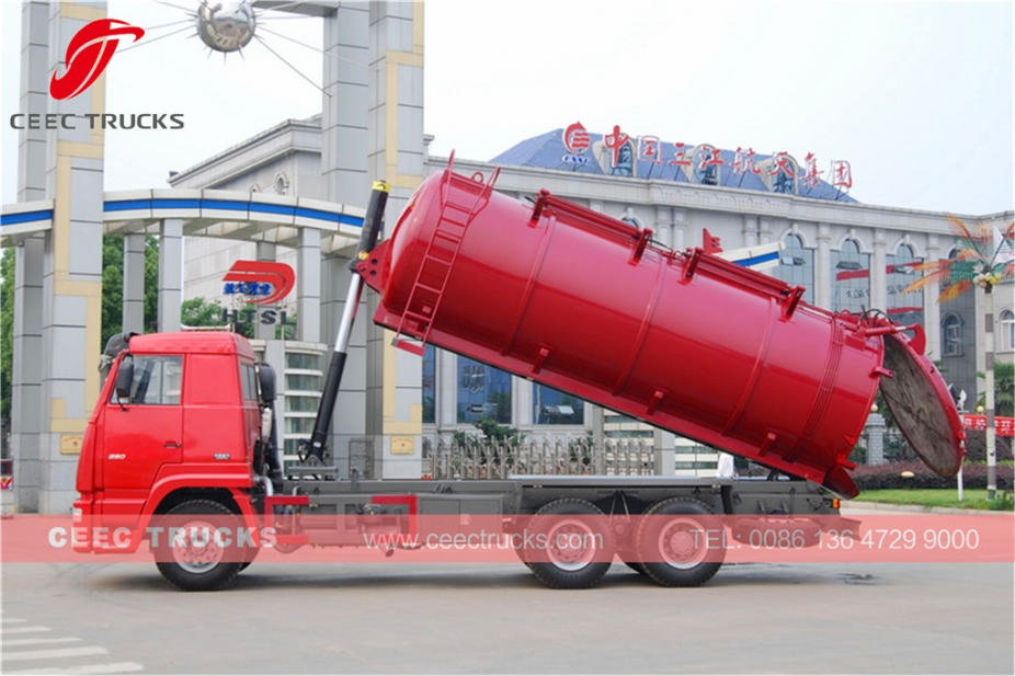 Camion svuota pozzo nero Howo 18CBM in vendita