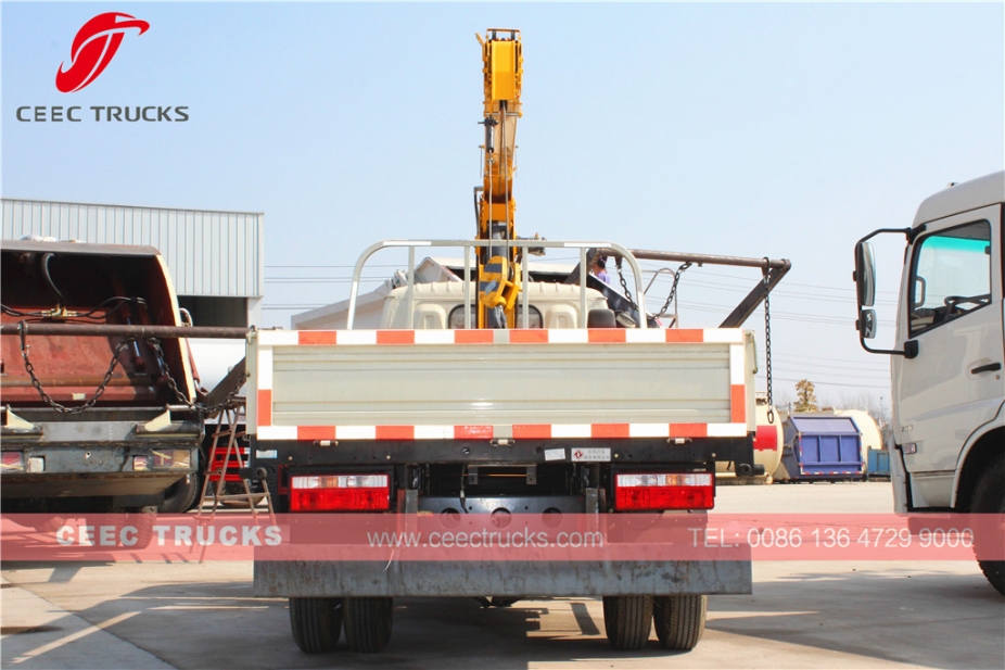 DONGFENG 2T boom crane trucks export Myanmar