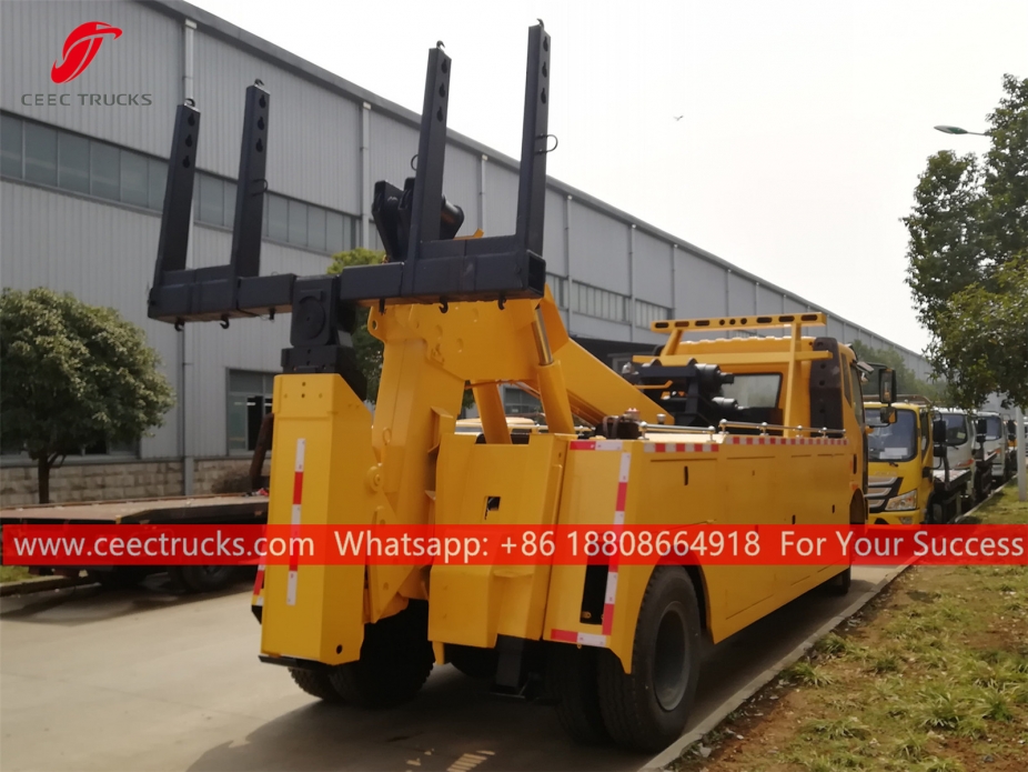 Camion demolitore stradale FAW 4*2