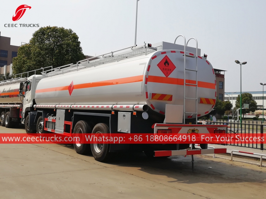 30CBM RHD Camion cisterna per carburante DONGFENG