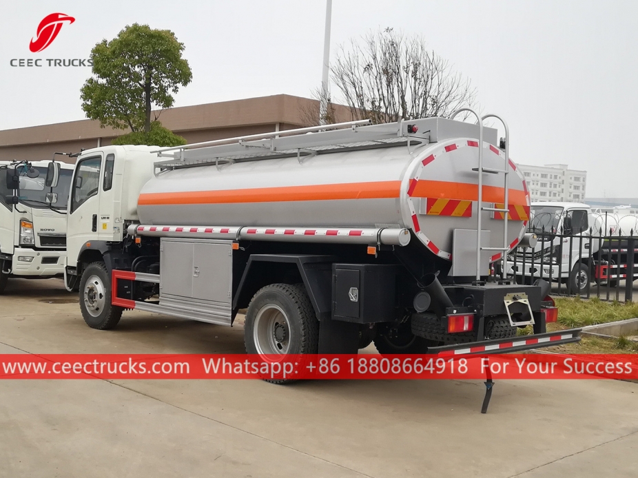 SINOTRUK Howo 6CBM camion cisterna per carburante