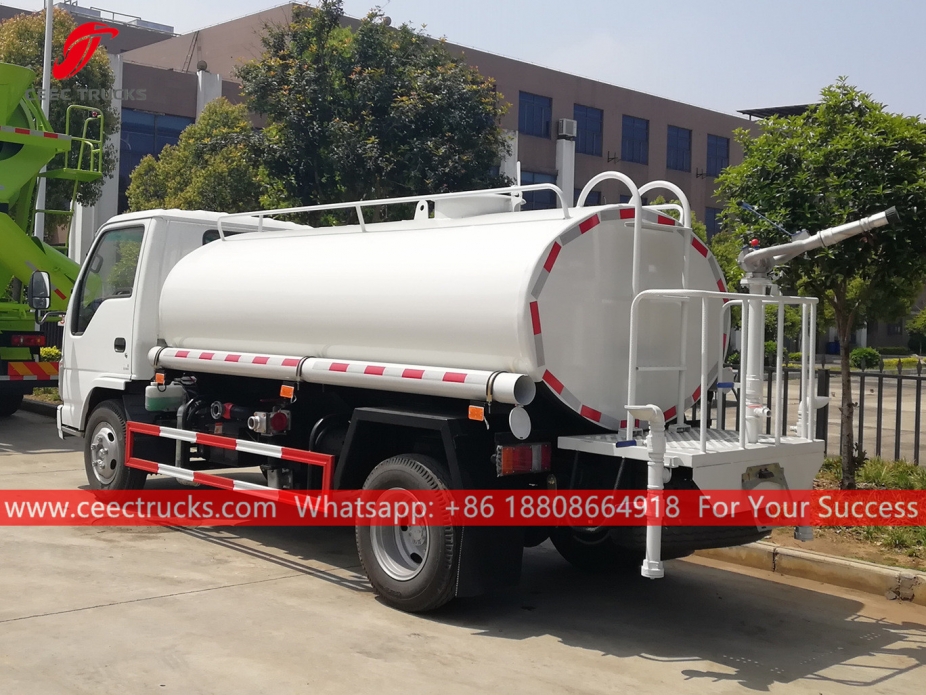 Camion per spruzzi d'acqua ISUZU ELF