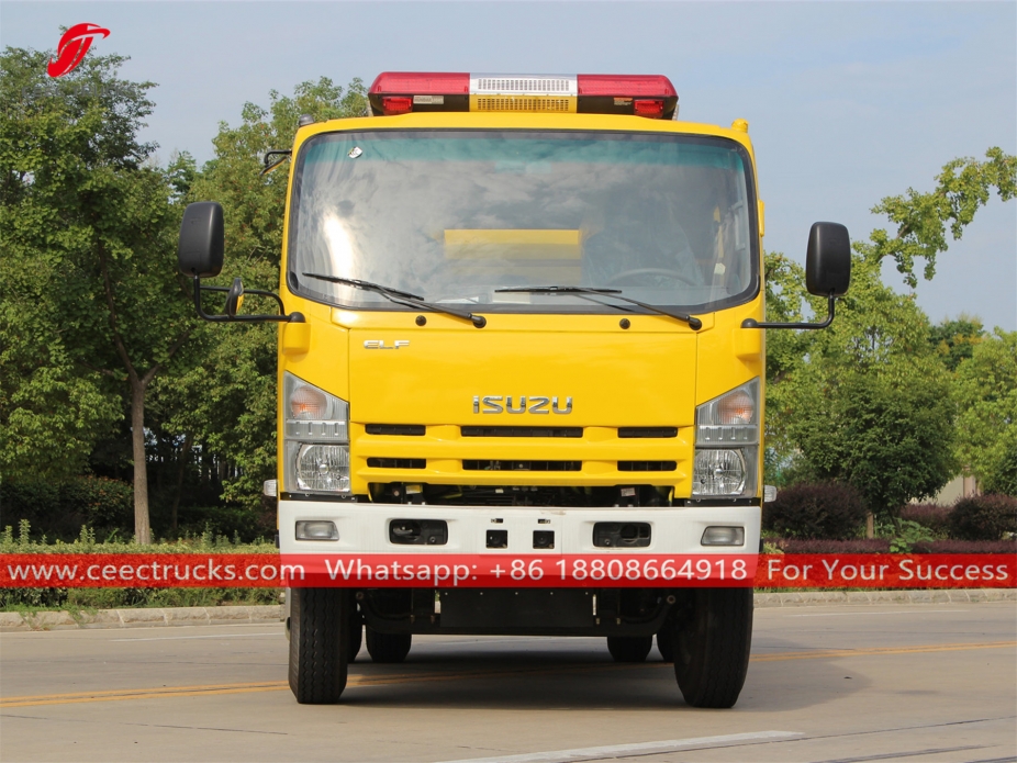 Camion dei pompieri ISUZU 5CBM