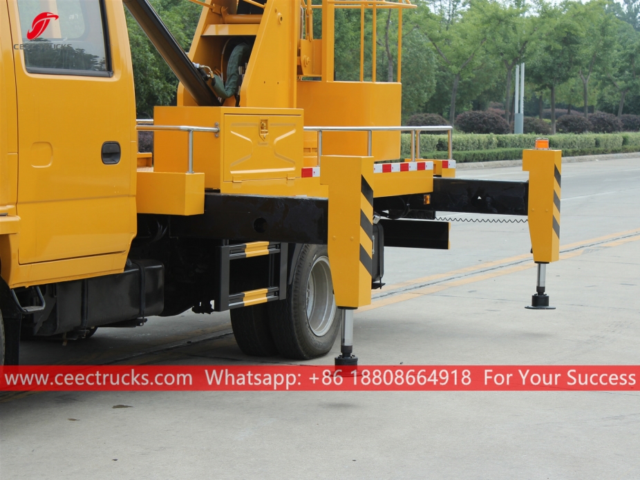 Carrello elevatore per uomo con piattaforma aerea ISUZU da 16 m