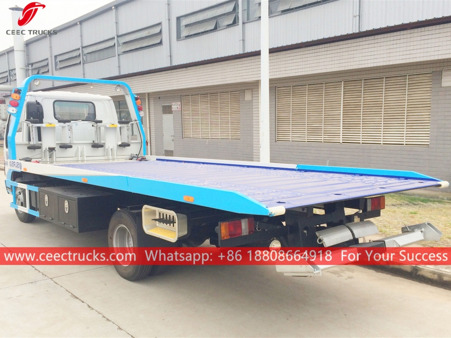 Camion demolitore stradale ISUZU da 3 tonnellate