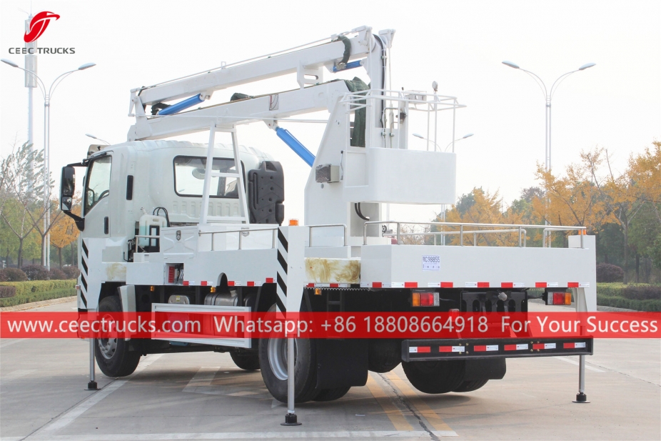 Camion da lavoro con piattaforma aerea ISUZU GIGA 16m