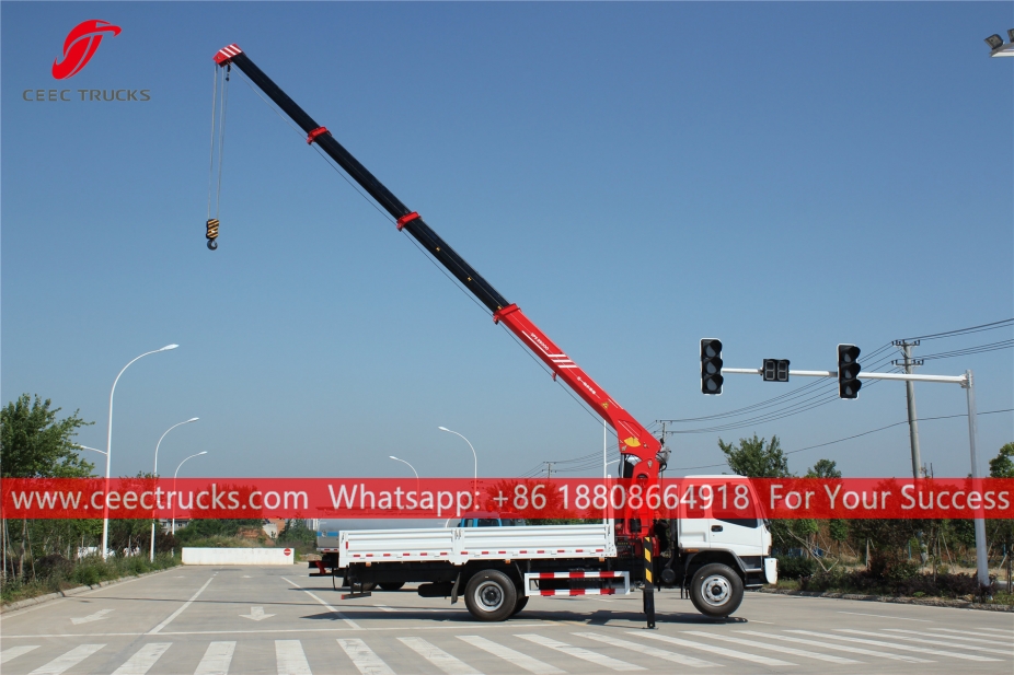 Gru montata su camion ISUZU FTR da 10 tonnellate