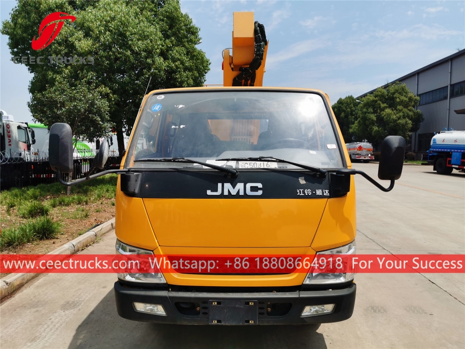 Camion con piattaforma aerea con braccio telescopico JMC 16m