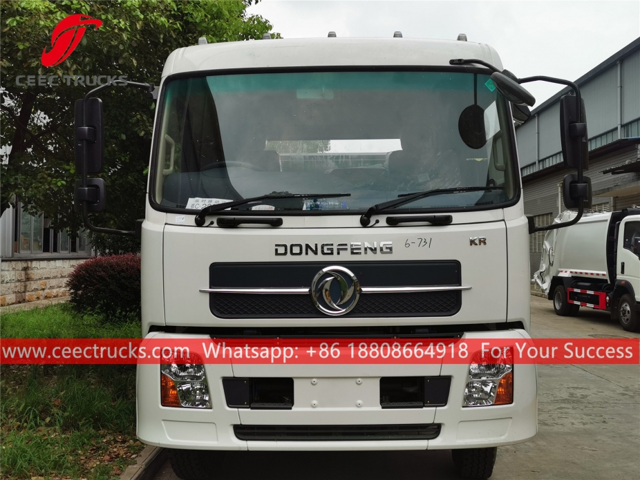 Dongfeng RHD camion dei rifiuti con braccio oscillante