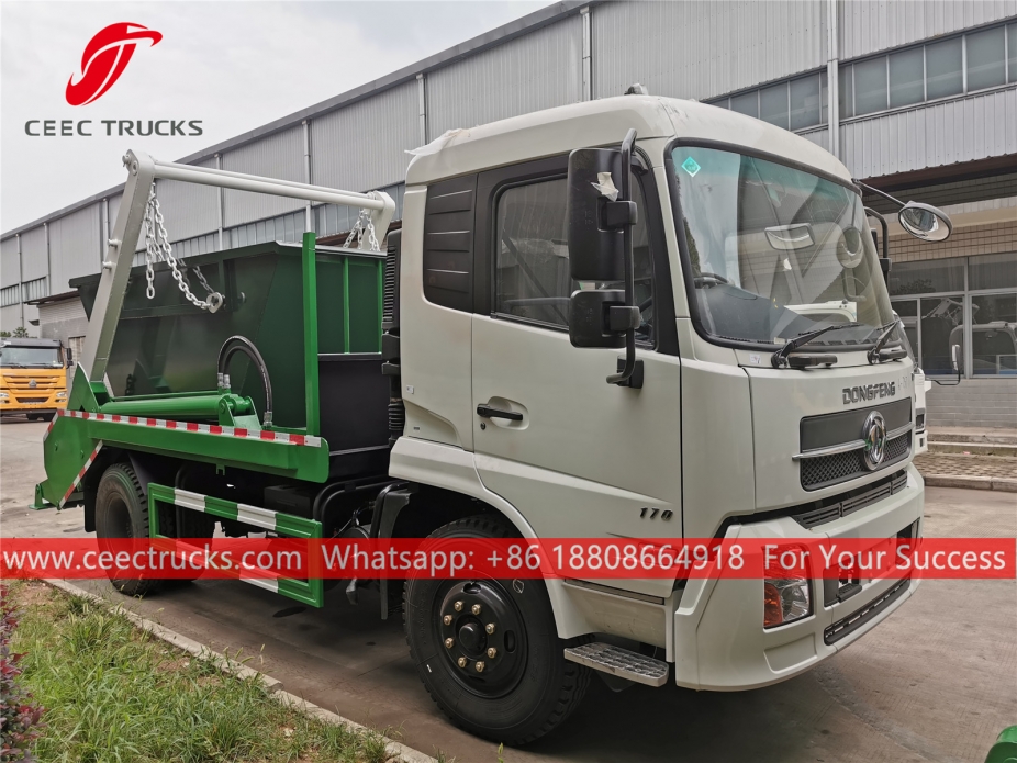 Dongfeng RHD camion dei rifiuti con braccio oscillante