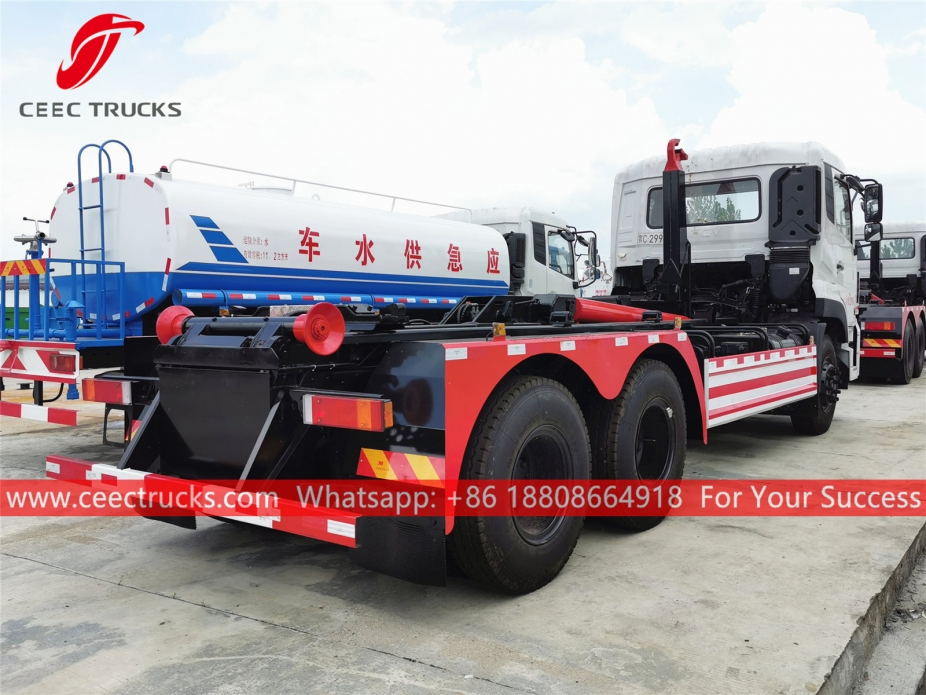 Camion con caricatore a gancio Dongfeng