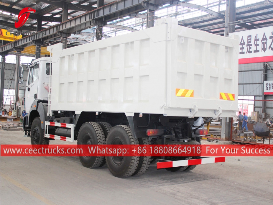 Autocarro con cassone ribaltabile ISUZU GIGA