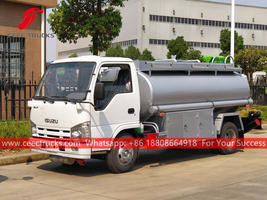 4CBM Camion cisterna per carburante ISUZU