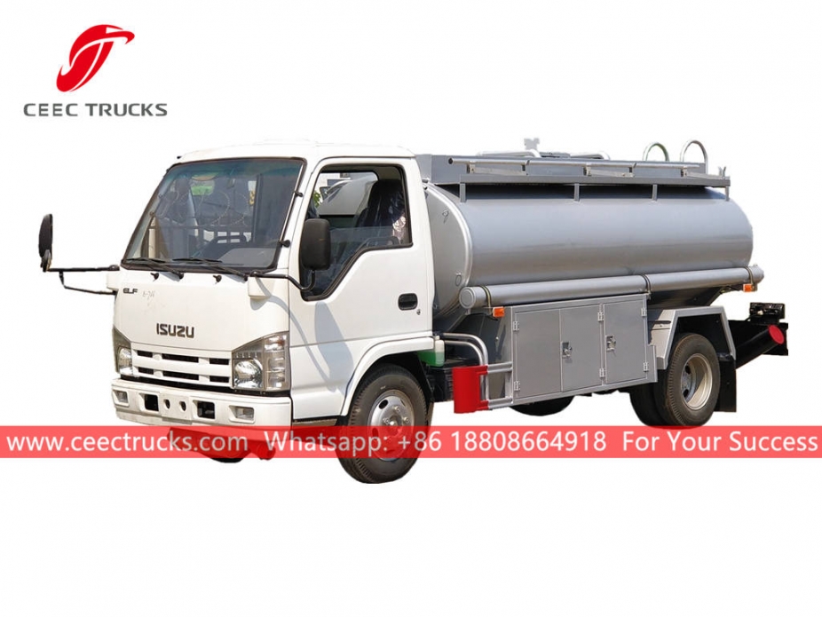 4CBM Camion cisterna per carburante ISUZU