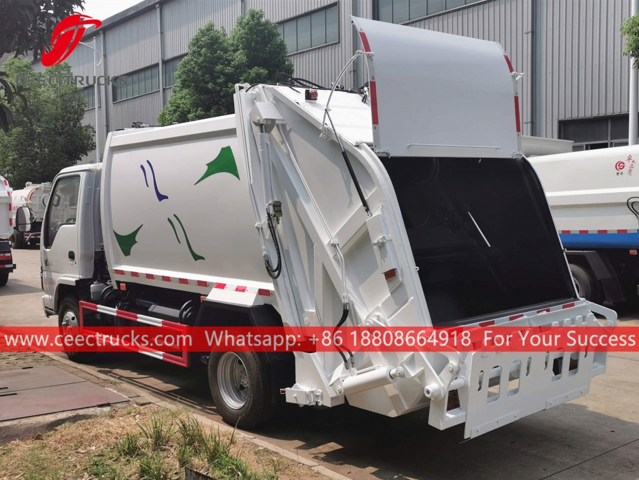 ISUZU 6CBM Camion della spazzatura a carico posteriore