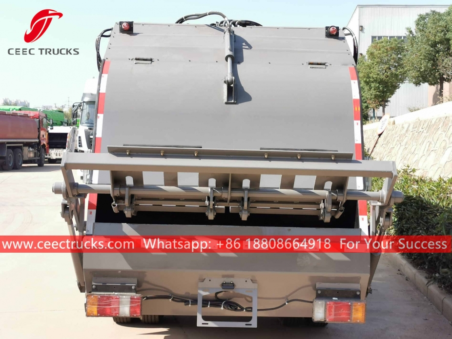 Camion compattatore di rifiuti ISUZU 6CBM