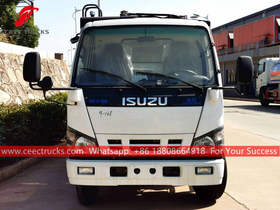 Camion compattatore di rifiuti ISUZU 6CBM