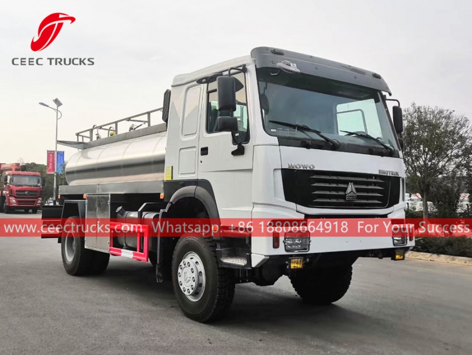 HOWO stainless steel milk tank truck