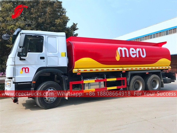 HOWO 6×4 371HP fuel tanker truck