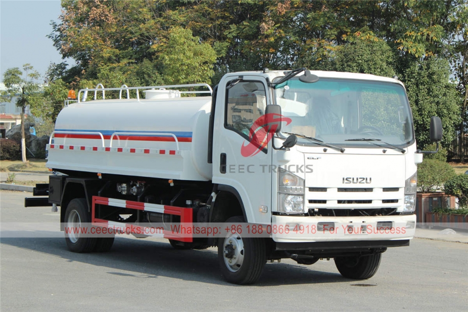 ISUZU 4×4 water sprinkler truck