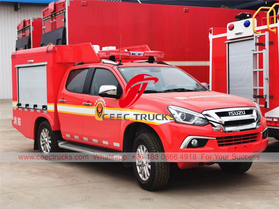 ISUZU 4WD pickup fire fighting truck