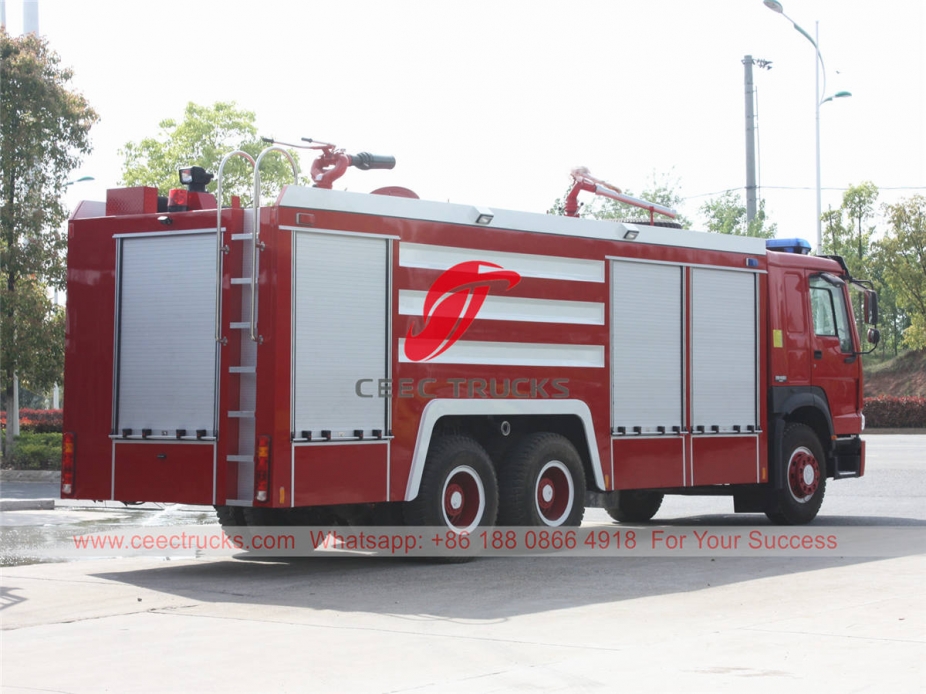 HOWO dry powder fire lorry