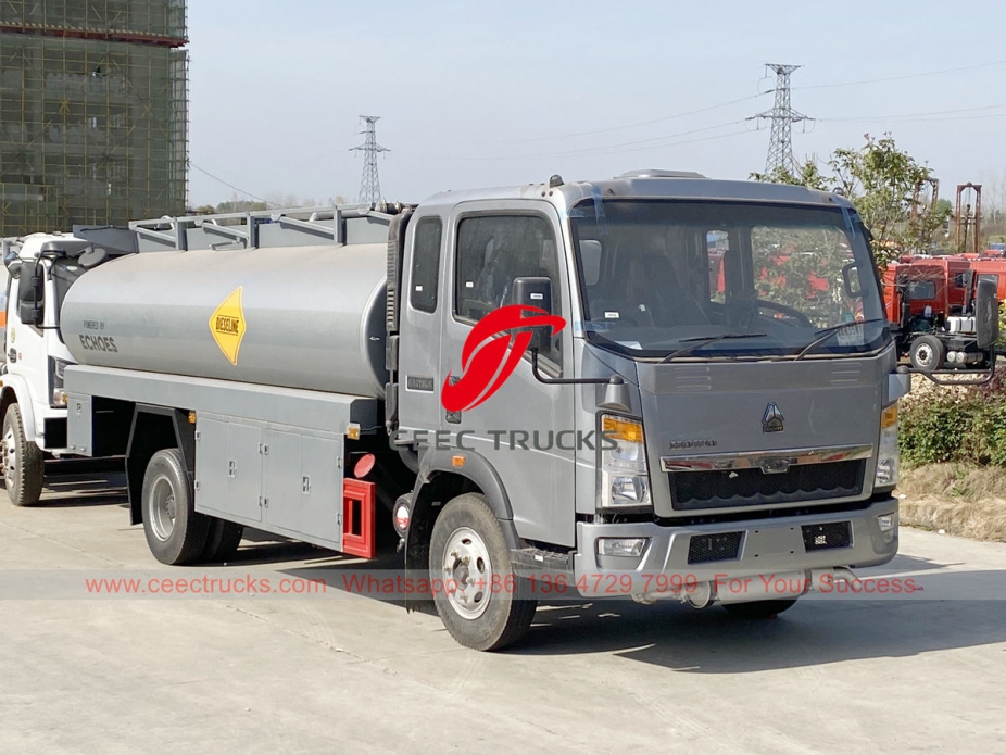 HOWO RHD refueling truck