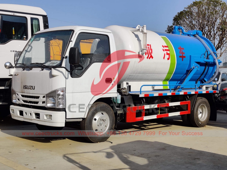 ISUZU small vacuum sewage truck at promotional price