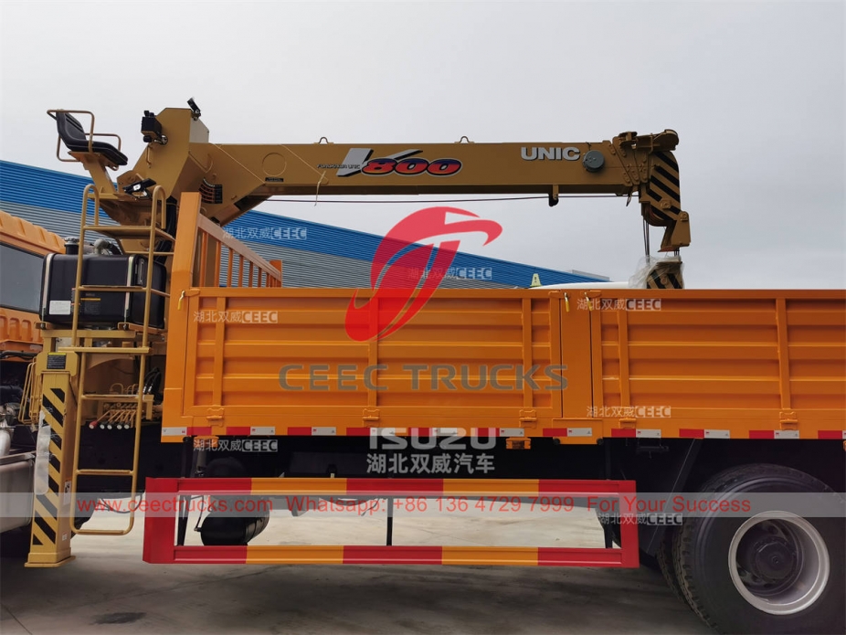 Brand new FAW 6×4 heavy duty crane truck UNIC crane V800