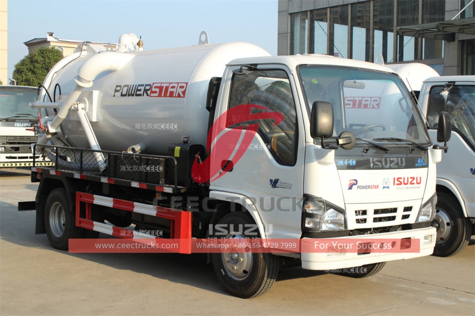 ISUZU 5CBM vacuum sewage truck with MORO pump