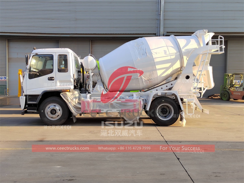 ISUZU FTR concrete mixer truck for sale