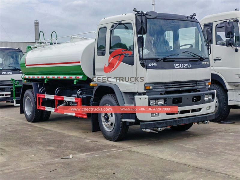 Camion cisterna per acqua ISUZU FTR da 12.000 litri per il Vietnam