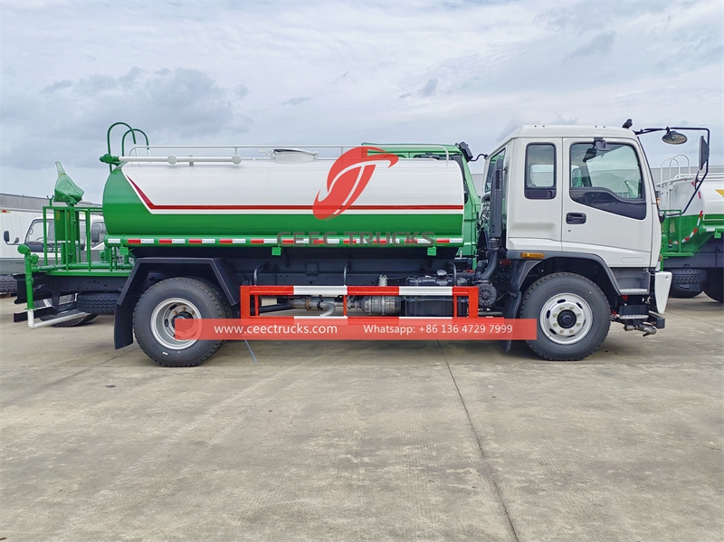 Camion cisterna per acqua ISUZU FTR da 12.000 litri per il Vietnam