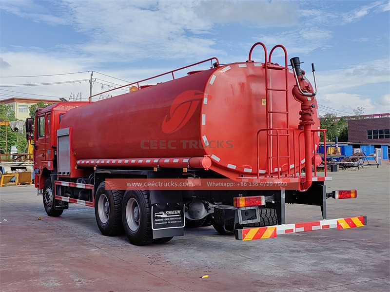 Shacman heavy duty fire fighting 12,000L truck with factory direct sale